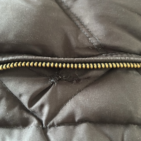 CALVIN KLEIN POFFER VEST - Picture 12 of 12